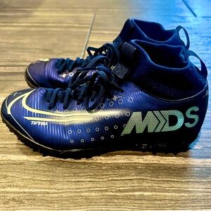 Nike Mercurial MDS Soccer turf cleats - Size 4Y